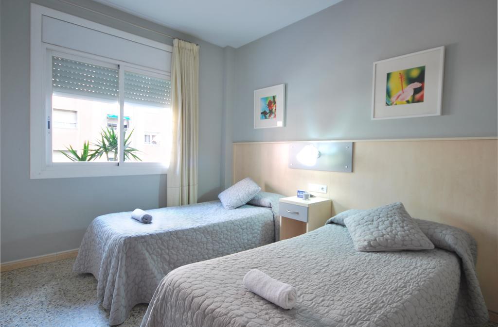 Hostal Badalona Szoba fotó