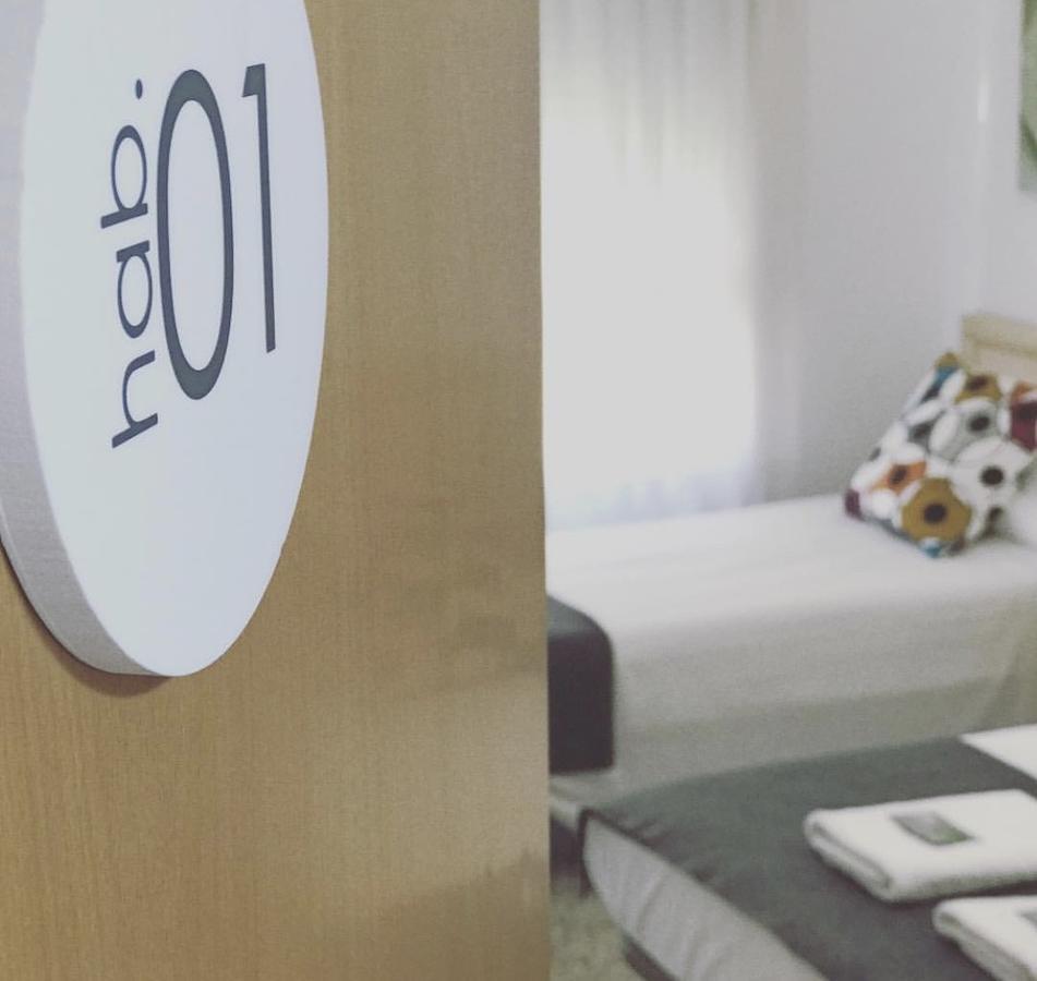 Hostal Badalona Kültér fotó