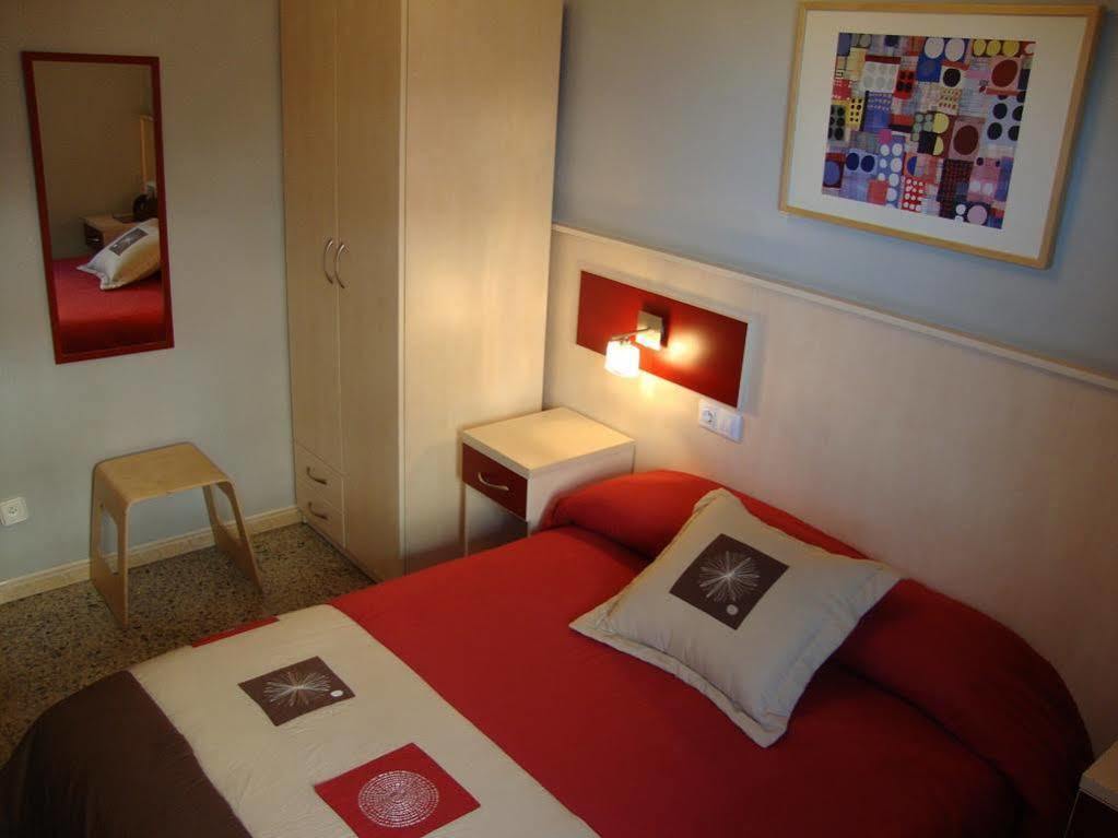 Hostal Badalona Kültér fotó