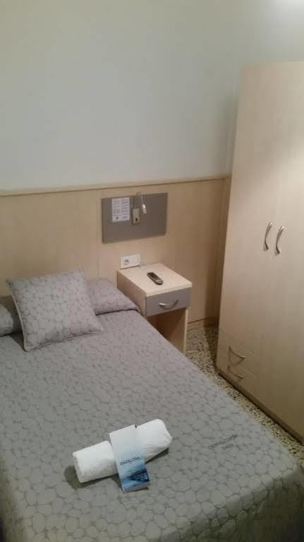 Hostal Badalona Kültér fotó